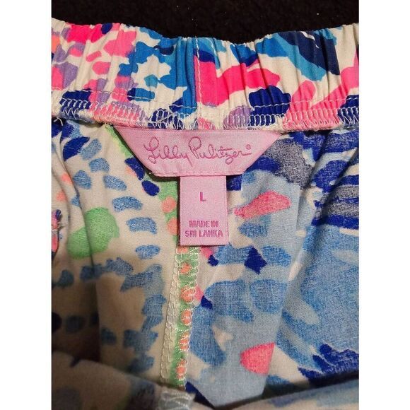 Lilly Pulitzer Flat Front Shorts - Picture 3 of 4